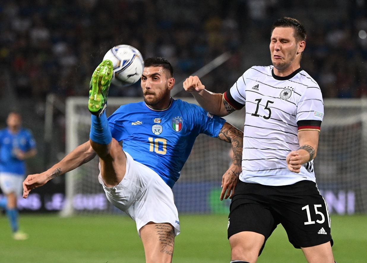 Italy roi chien thang truoc tuyen Duc anh 1