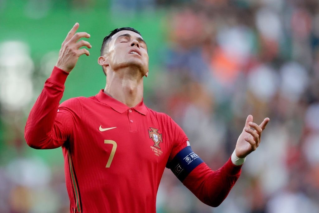 Me cua Ronaldo khoc nuc no khi con trai lap cu dup anh 7