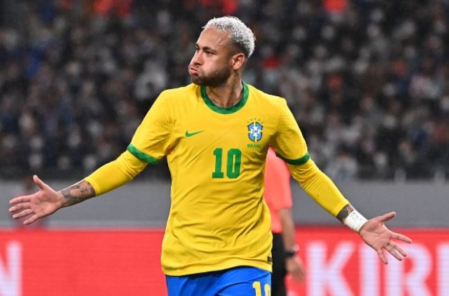 Neymar ghi ban giup Brazil ha Nhat Ban hinh anh