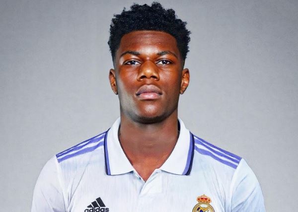 Real dat thoa thuan don tan binh 100 trieu euro hinh anh