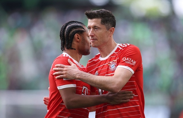 Lewandowski lai gay suc ep cho Bayern anh 1