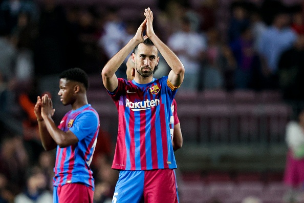 Doi hinh trong mo cua Barca mua toi voi 5 tan binh anh 5