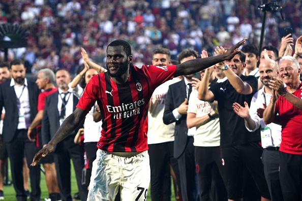 Doi hinh trong mo cua Barca mua toi voi 5 tan binh anh 6