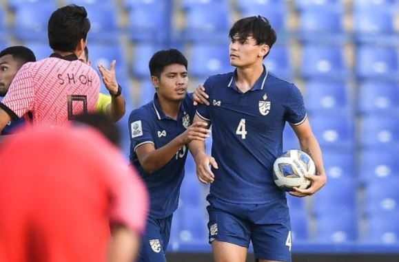 Trung ve tro ve tu chau Au gay that vong o U23 Thai Lan hinh anh