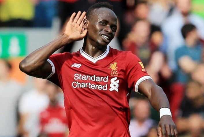 Bayern bi che nhao vi cai dieu khoan vo ly khi hoi mua Mane hinh anh