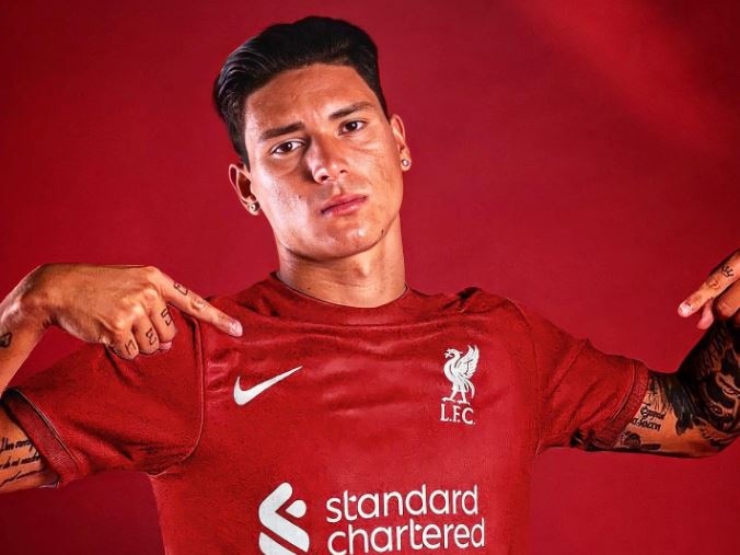 Liverpool dat thoa thuan chieu mo tien dao gia 100 trieu euro hinh anh