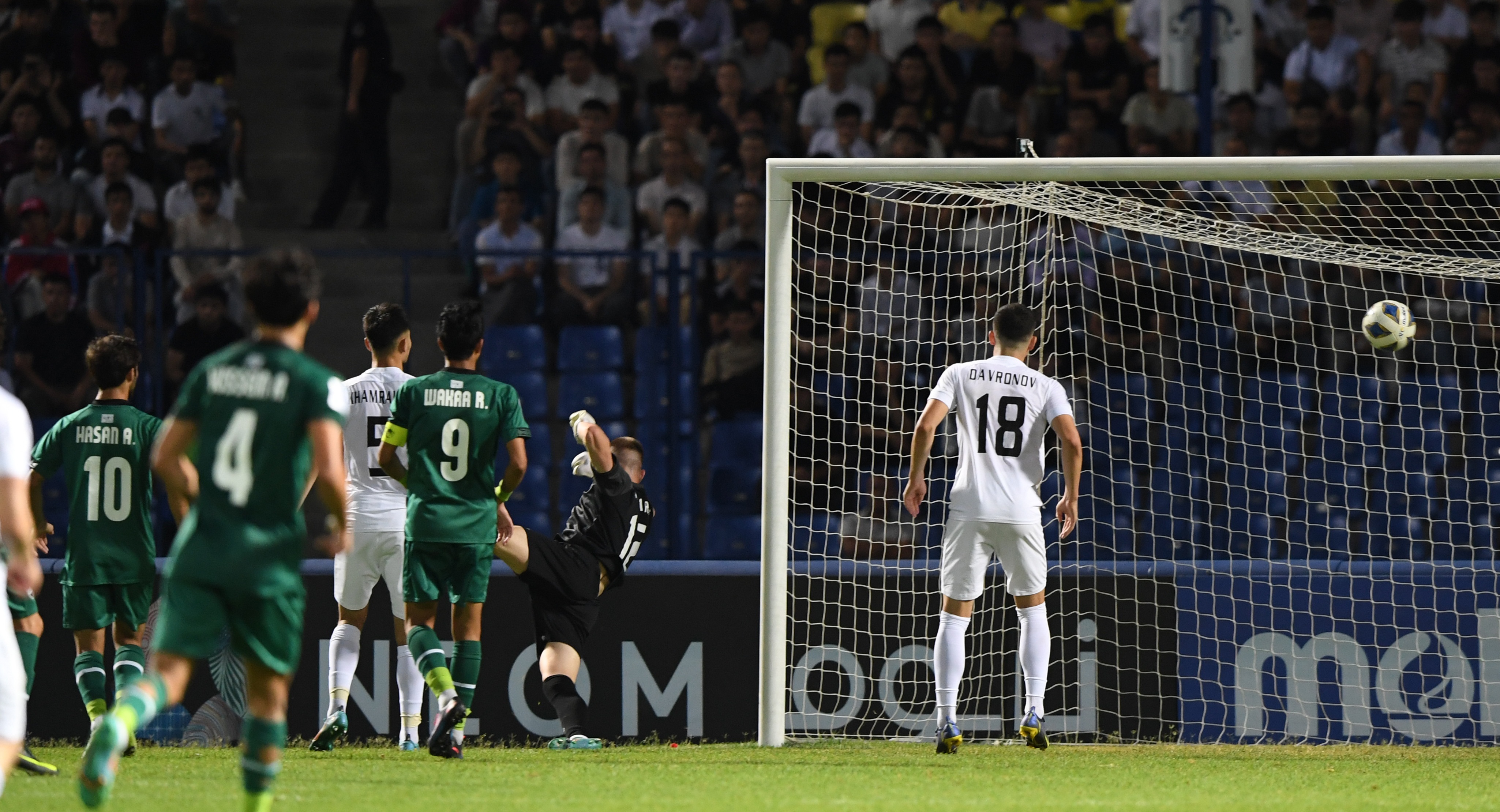 Uzbekistan vao ban ket U23 chau A anh 5