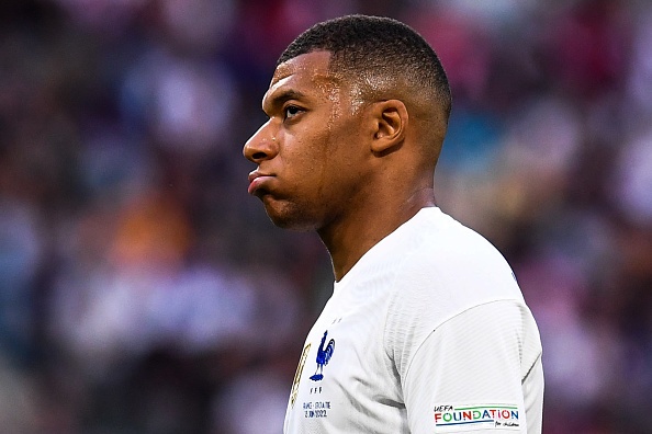 Phap thanh cuu vuong UEFA Nations League hinh anh