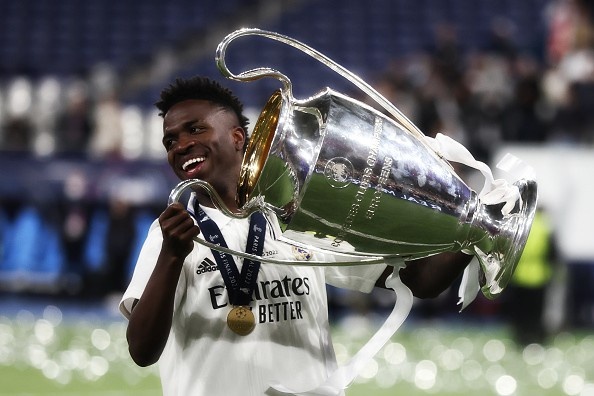 Real troi chan Vinicius bang dieu khoan 1 ty euro hinh anh