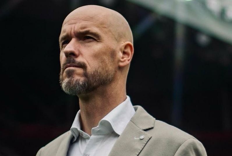 Erik ten Hag buc boi voi ban lanh dao Man United hinh anh