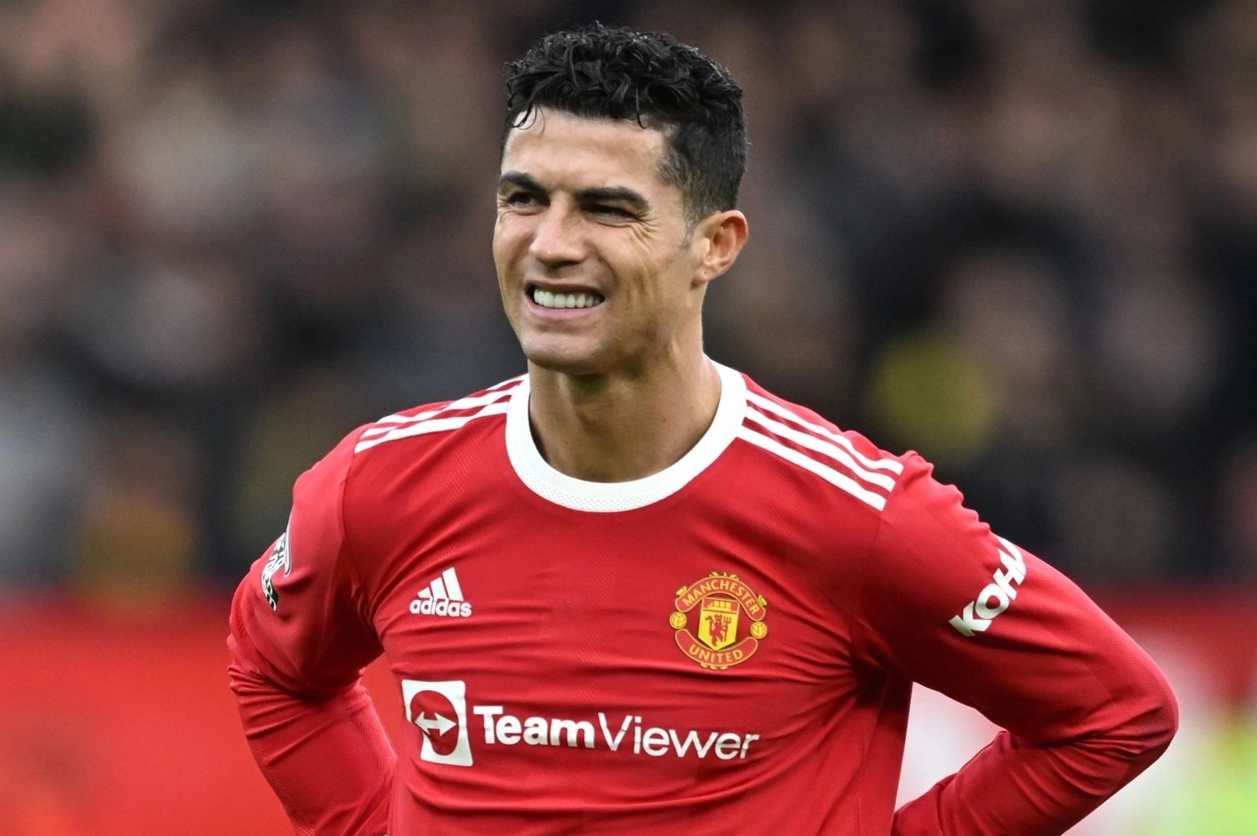 MU doi mat voi khoan no 1 ty bang hinh anh