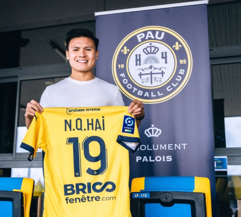 Quang Hai rang ro trong ngay lam nen lich su anh 2