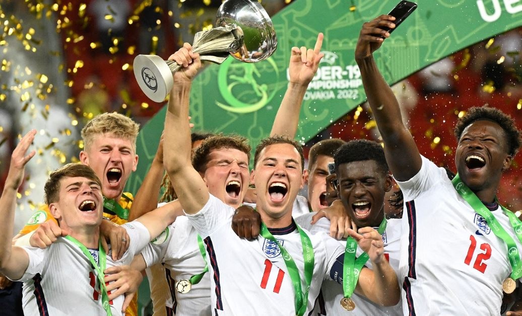 Tuyen Anh vo dich Euro U19 hinh anh