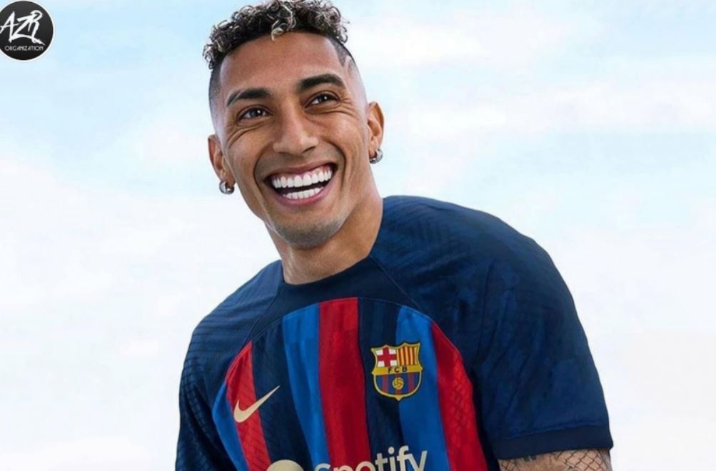 Barca sap nang tay tren Chelsea thuong vu Raphinha hinh anh