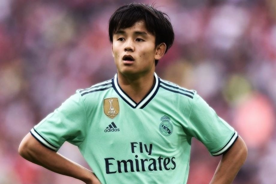 8 tai nang tre that bai khi roi lo La Masia hinh anh