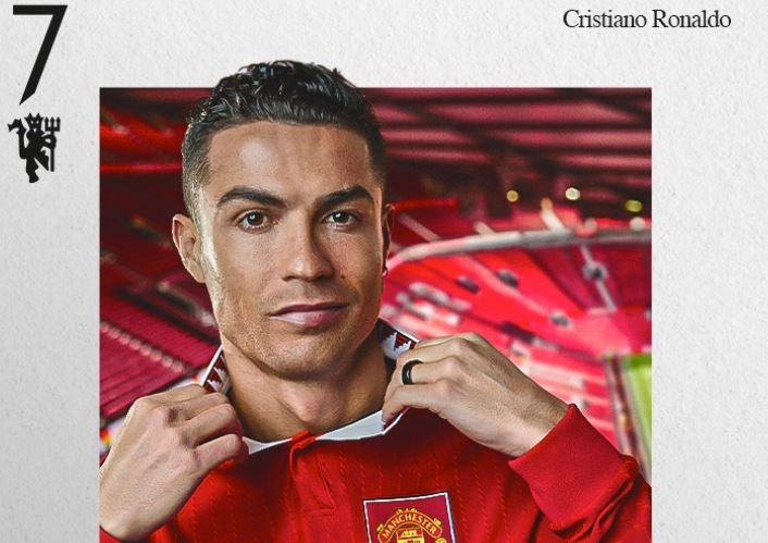Ronaldo van quang cao ao dau moi cho Man United hinh anh