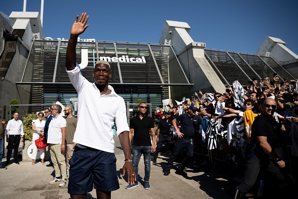 Phan ung cua CDV khi Pogba tro lai Juventus hinh anh