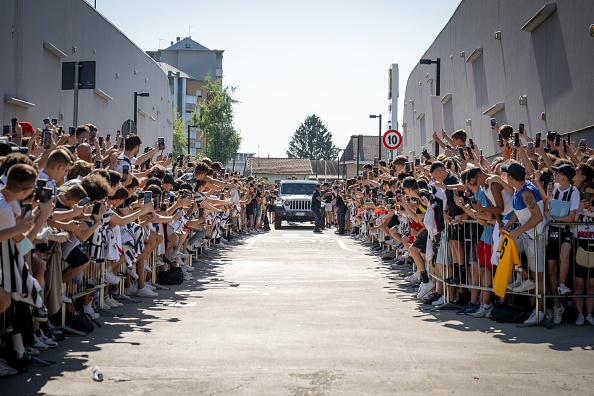 Phan ung cua CDV khi Pogba tro lai Juventus anh 1