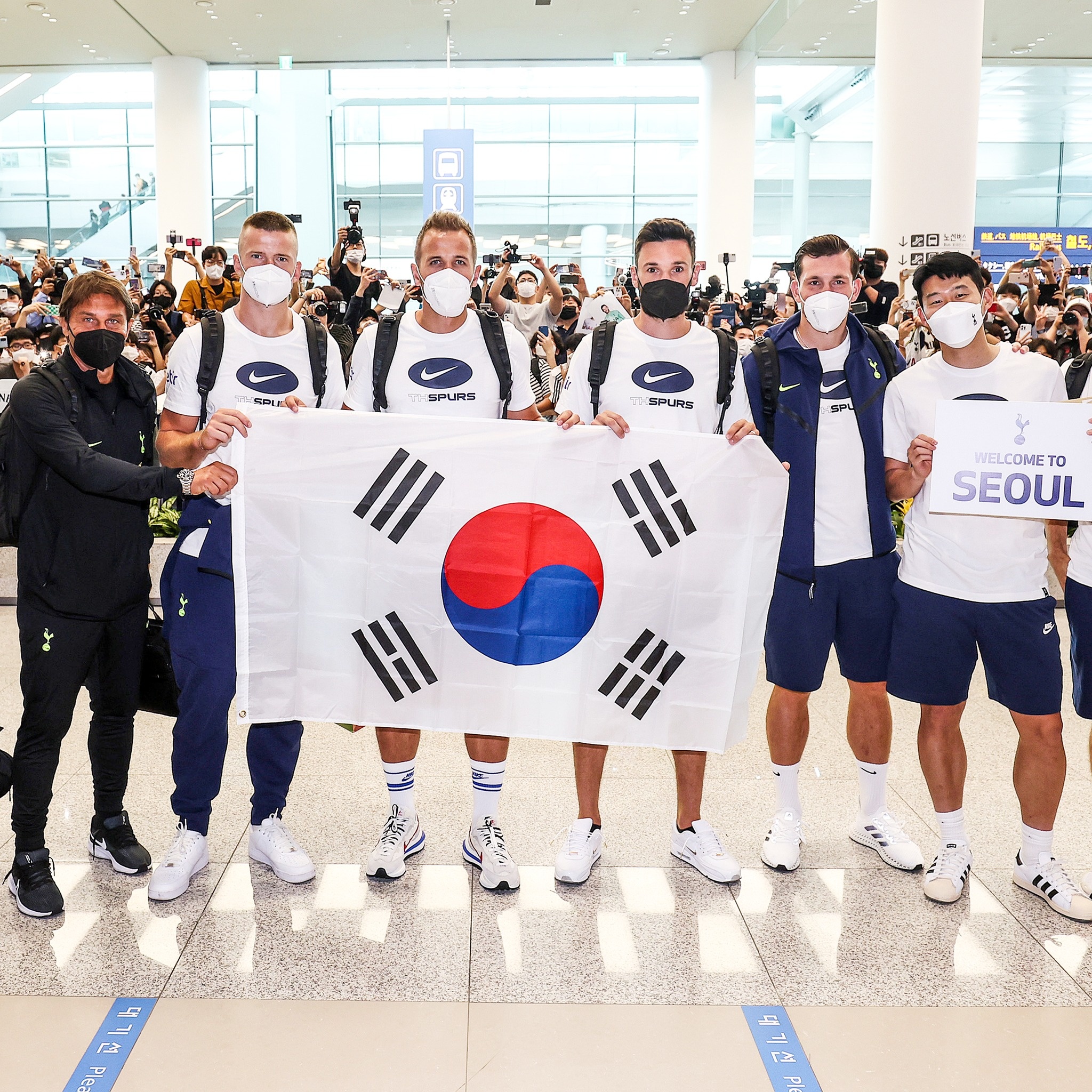 Son Heung-min don dan sao Tottenham den Han Quoc anh 5