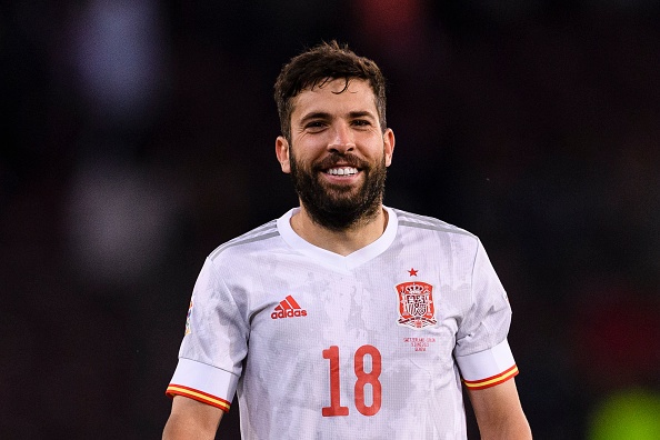 Dan sao 32 tuoi tro len dat gia nhat the gioi anh 8