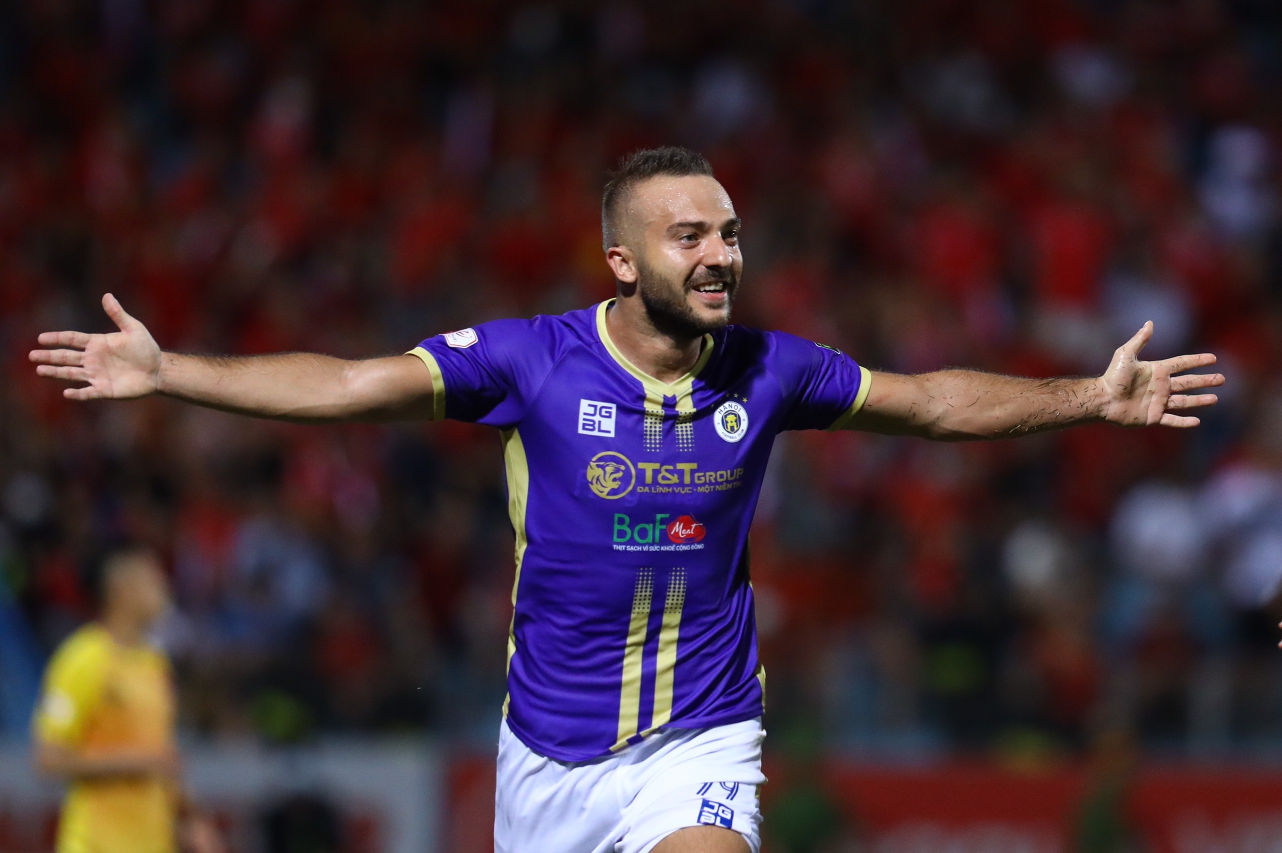 CLB Ha Noi vs Hai Phong anh 2