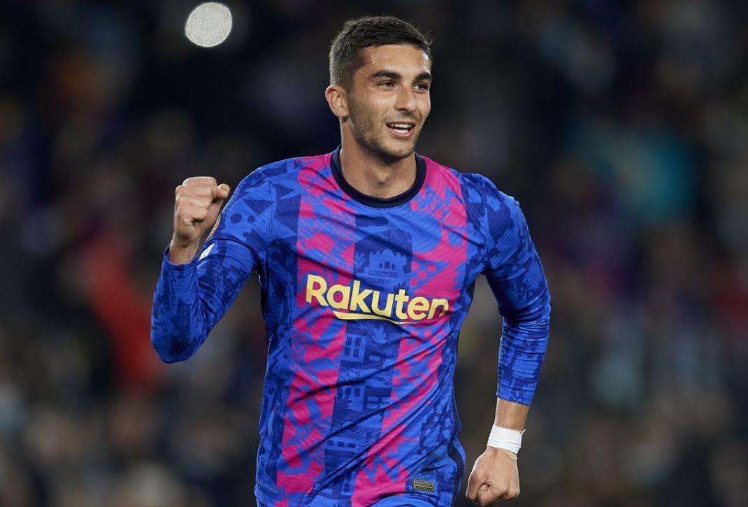 10 tan binh dat nhat lich su Barcelona anh 10