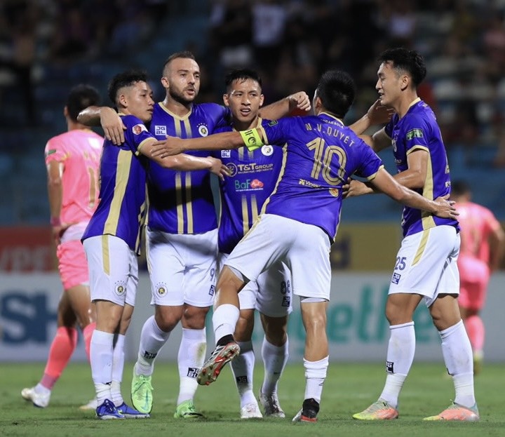 CLB Ha Noi vs Sai Gon anh 1