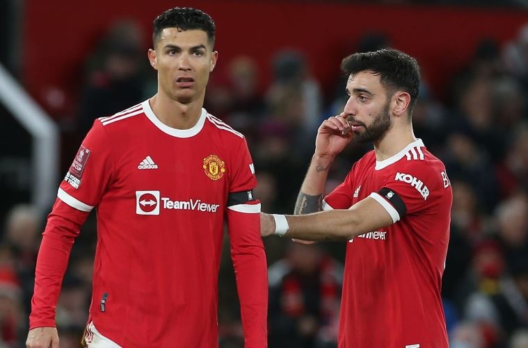 Bruno Fernandes: 'Khong ro Ronaldo dinh lam gi' hinh anh