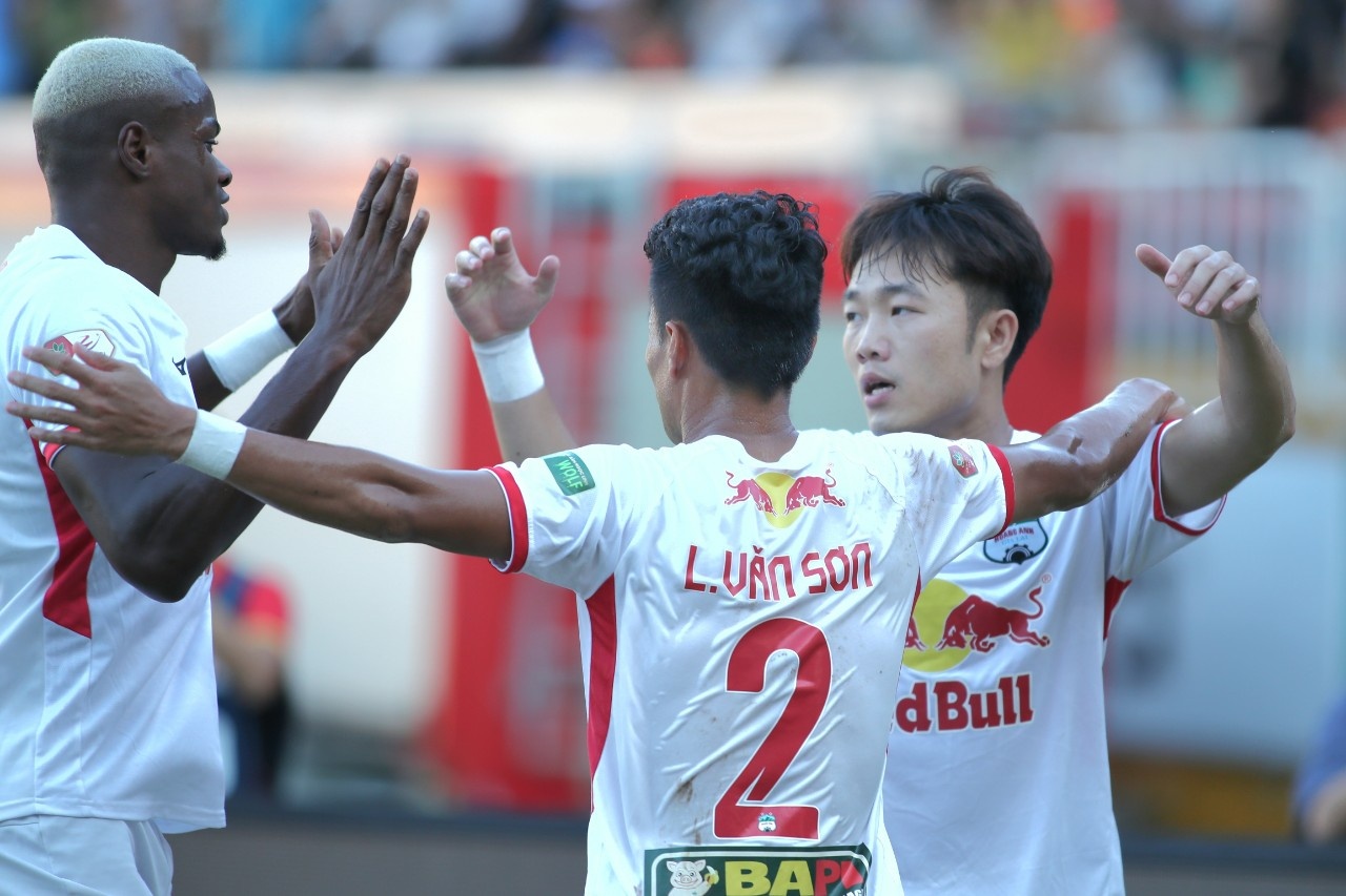 hagl 2-0 thanh hoa anh 1