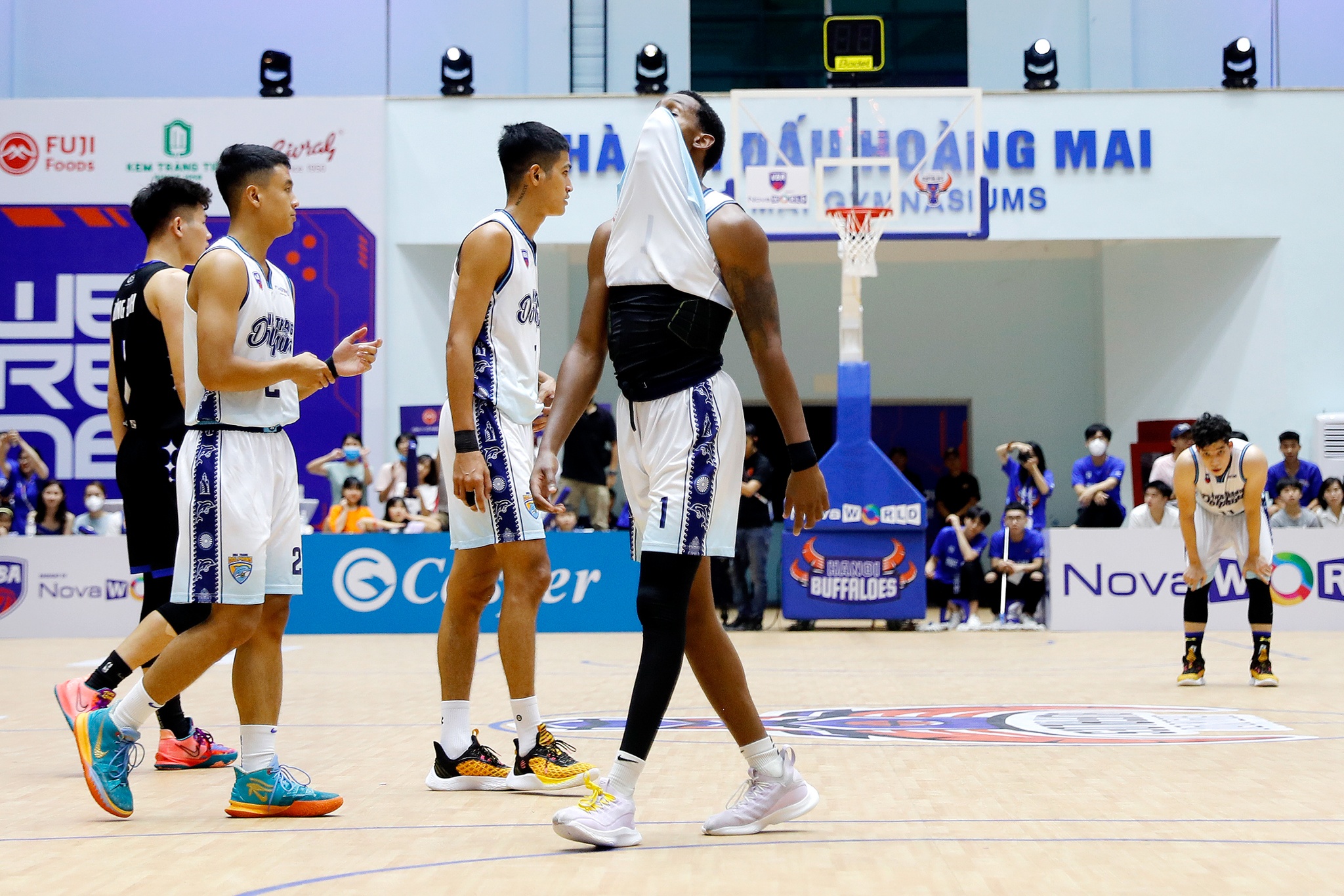 Hanoi Buffaloes gianh vi tri thu ba tu Nha Trang Dolphins anh 3