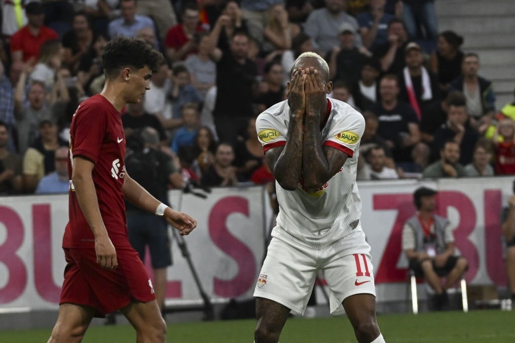 Liverpool thua Salzburg anh 3