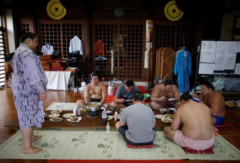 Bua an gap 4 lan nguoi thuong cua vo si Sumo anh 2