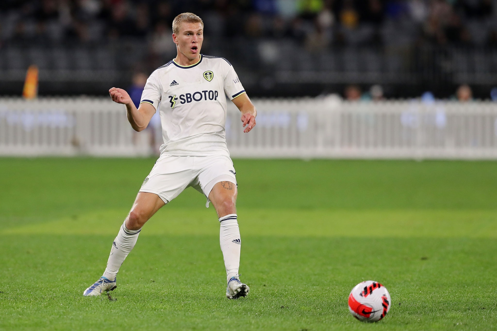 Dan tan binh vua cap ben Premier League anh 11