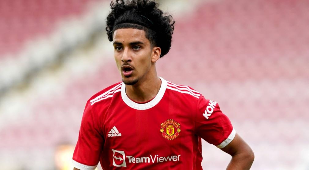 6 cau thu chau A duoc ky vong toa sang o chau Au anh 3