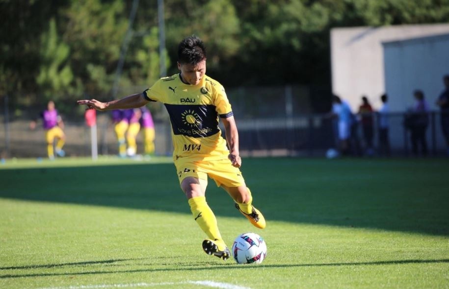 6 cau thu chau A duoc ky vong toa sang o chau Au anh 1