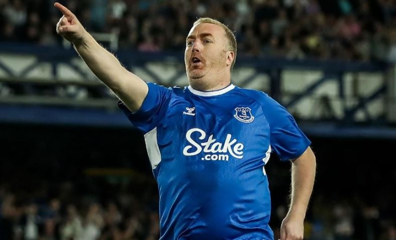 HLV Lampard tung CDV vao san da phat den hinh anh