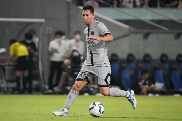 Barca dua Messi tro lai anh 1