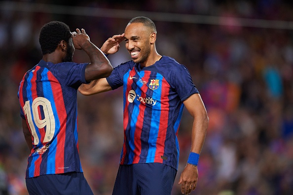 Lewandowski ghi ban va kien tao anh 7