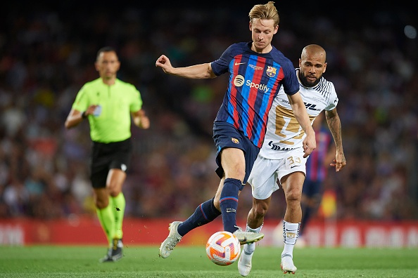 Frenkie De Jong chong doi Barca den cung anh 1