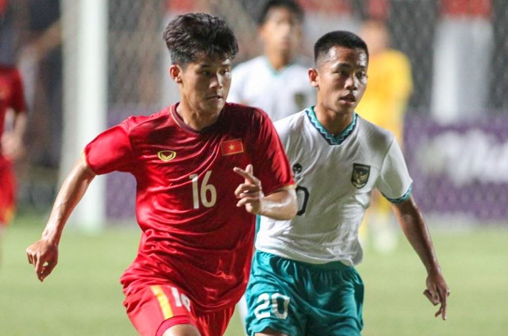 Tuyen Viet Nam that bai o chung ket giai U16 Dong Nam A hinh anh