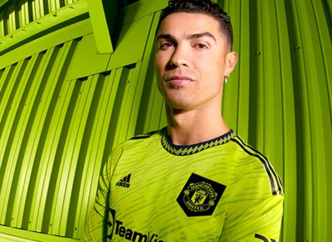 Man United ra mat mau ao dau la hinh anh