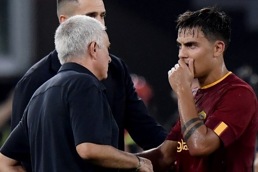Dybala gay that vong trong ngay Roma thang tran hinh anh