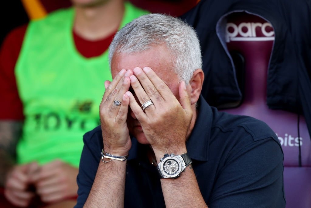 Roma dau Cremonese anh 4