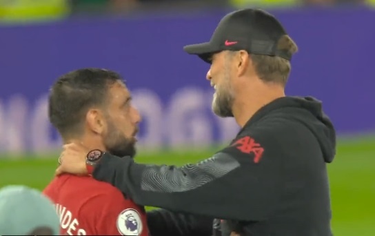 HLV Klopp tum co Bruno Fernandes sau tran thua hinh anh