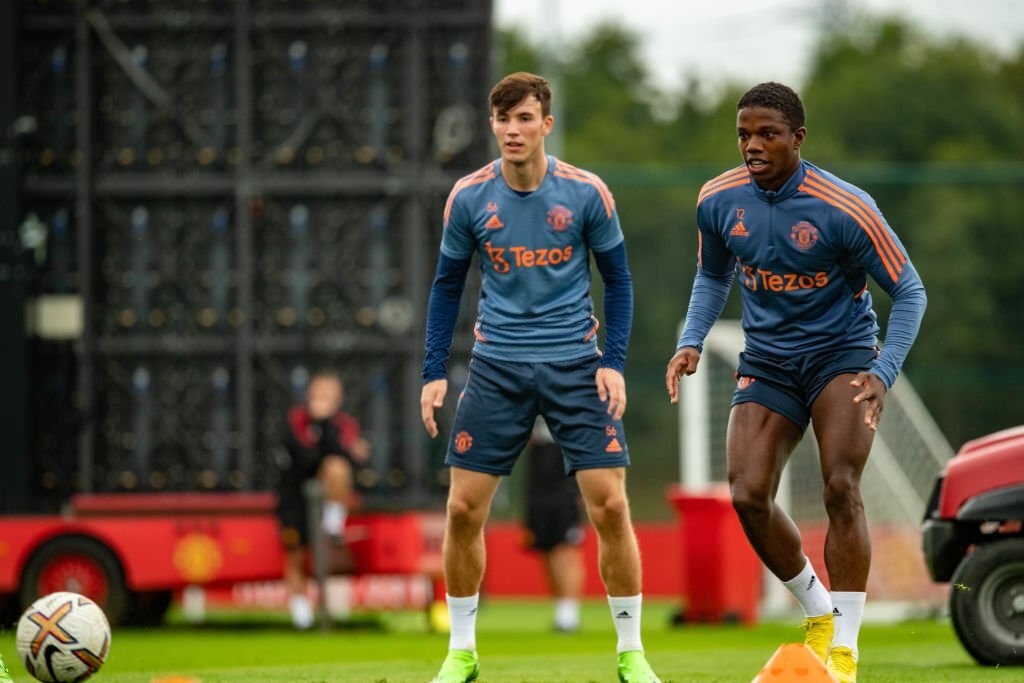 Casemiro tap buoi dau anh 7