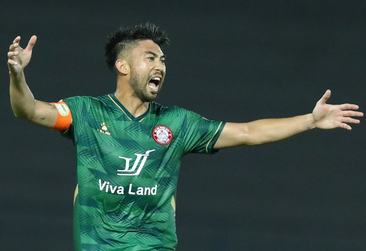 CLB Hai Phong nghien cuu cach khoa Lee Nguyen suot mot tuan hinh anh