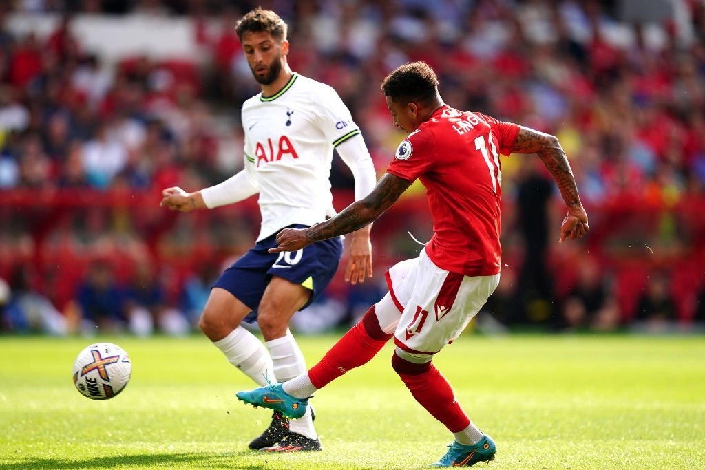 Tottenham dau Nottingham anh 3