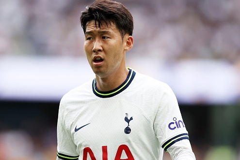 Son Heung-min to thai do khi bi thay ra som hinh anh