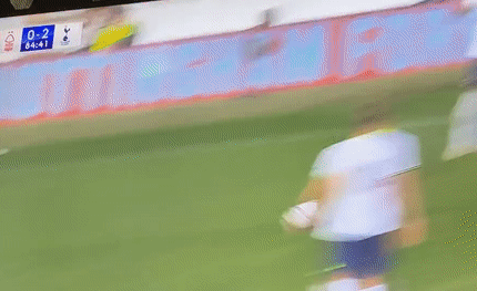 Richarlison bi chi trich vi tang bong o phut 85 hinh anh