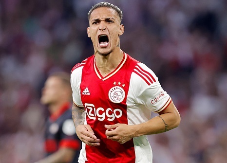 Man United cong bo Antony hinh anh